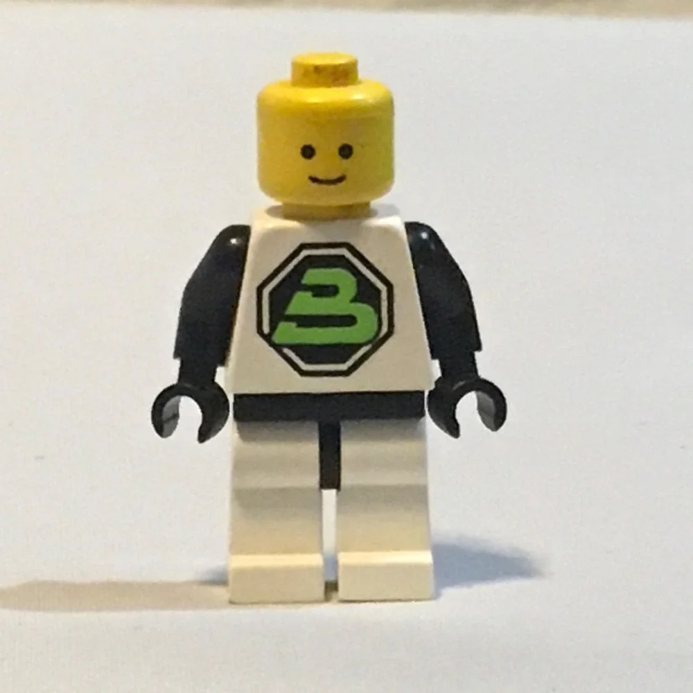 Space LEGO Blacktron II Tri-Wheeled Tyrax (6851)